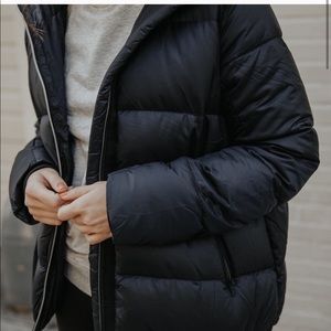 Lululemon Cloudscape puffer jacket size 10 black